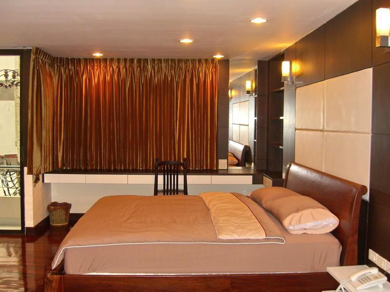 Eight Ville Bangkok Luaran gambar