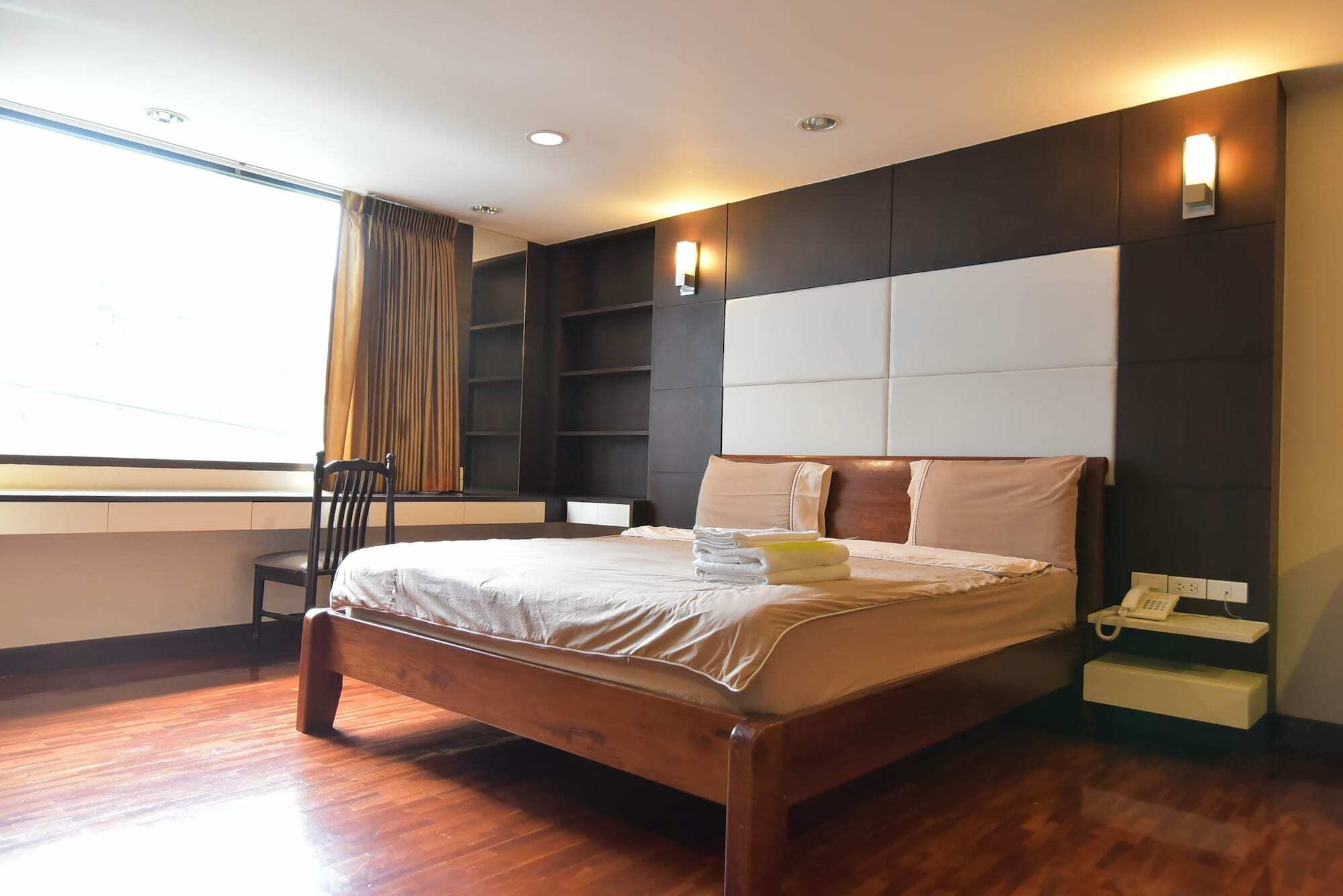Eight Ville Bangkok Luaran gambar